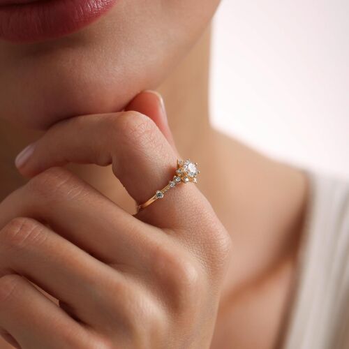 14 Ayar Altın Lotus Tektaş Yüzük - SembolGold