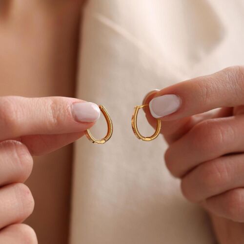 Ajda Küpe 14 Ayar Damla Form 1.5 cm - SembolGold