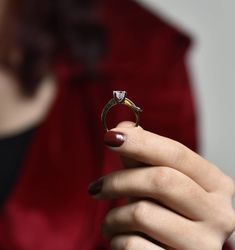 Altın Tektaş Yüzük Özel Tasarım Swarovski - Thumbnail